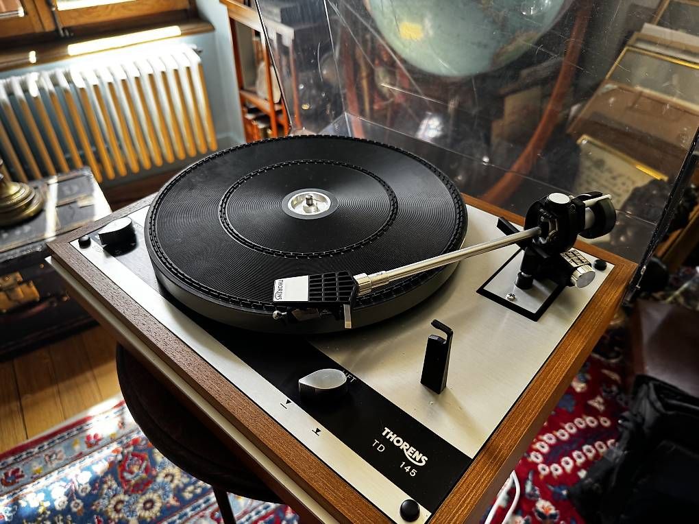 Plattenspieler: Thorens -TD 145 - tourne disque  – Gebraucht aus Moudon von tem_5tdw 1