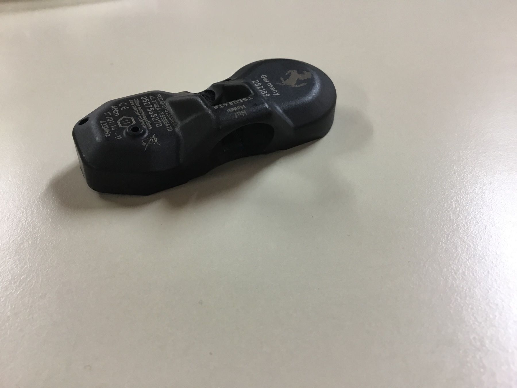 Maserati Accessori per altri veicoli: Maserati GranTurismo/Luftdrucksensor – Nuovo e nell'imballaggio originale da Brig venduto da Sonne11 6