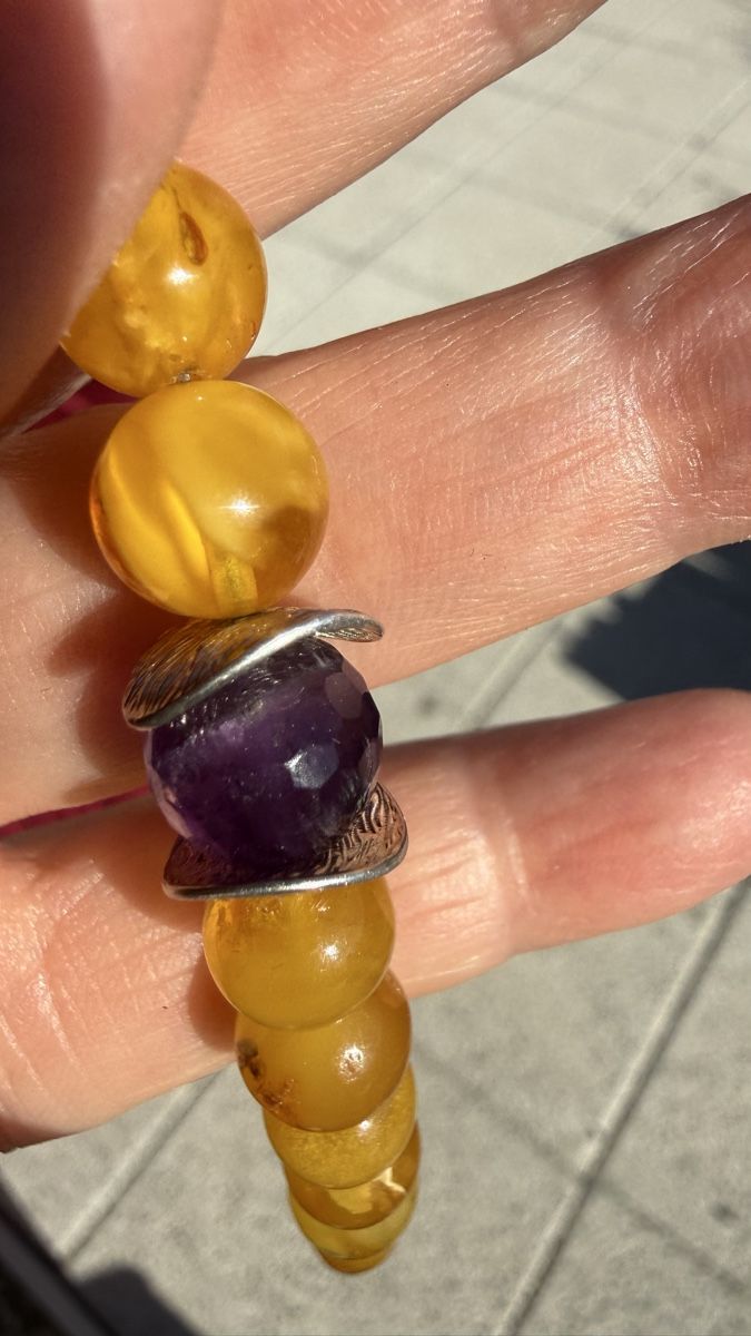 Catenine: Helle Bernsteinkette mit Amethysten, plus Armband – Nuovo e nell'imballaggio originale da Ebikon venduto da Leonidas2 4