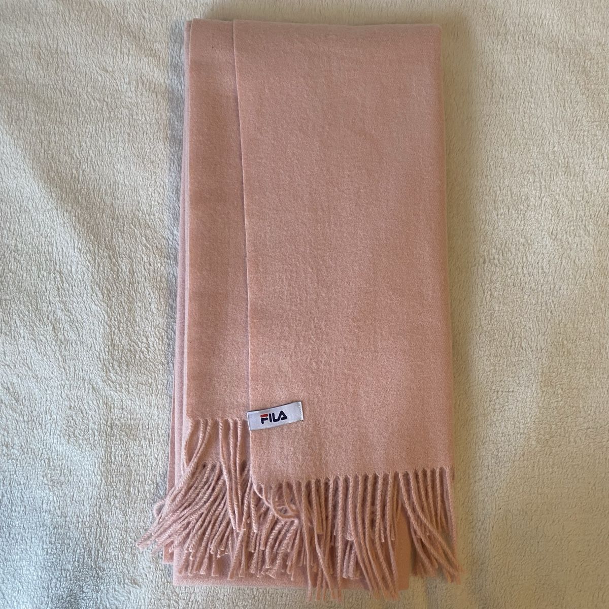 Foulard & Sciarpe: FILA Rosa XXL Schal NEU – Nuovo (secondo la descrizione) da Givisiez venduto da dor_xb9k 2