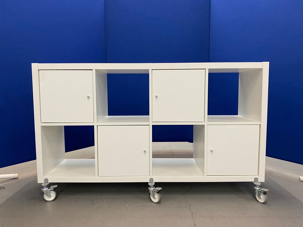 Ikea KALLAX Regal mit Rollen Kaufen auf Ricardo