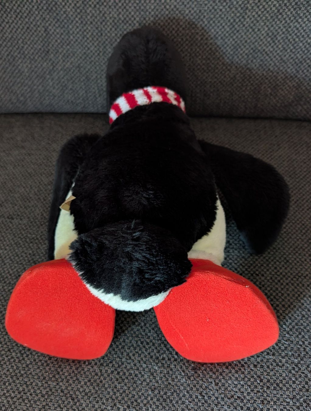 Giocattoli: Grosser Plüsch Pingu, 45cm – Usato da Nänikon venduto da Haexli_70 3