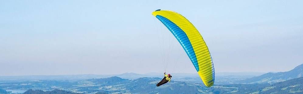 Sport dell'aria & Aquiloni: Parapente xi 24 sellette et secours – Usato da Yverdon-les-Bains venduto da chr_zzz8