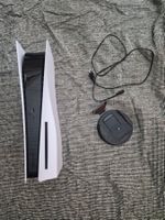 PlayStation 5 mit Controller und 1 Spiel