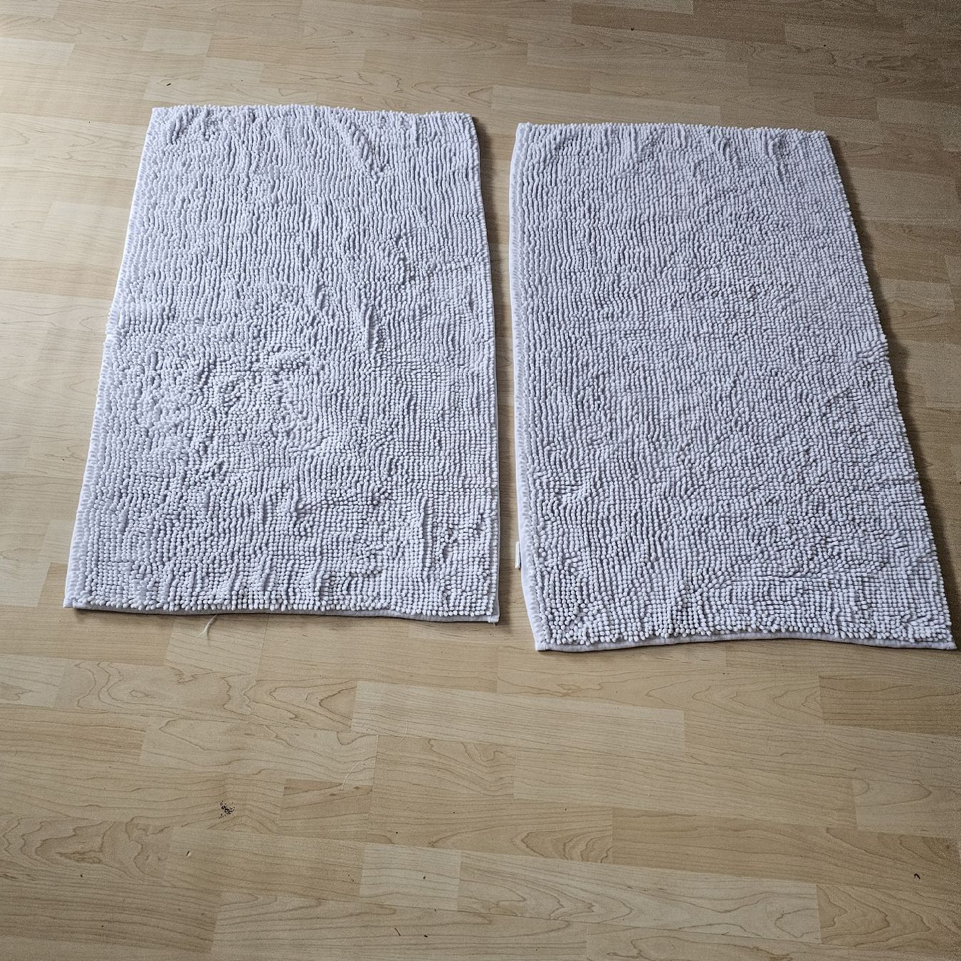 Tappetini fitness: 2 Badematten weiss flauschig im Set – Usato da wolfhalden venduto da 46464646