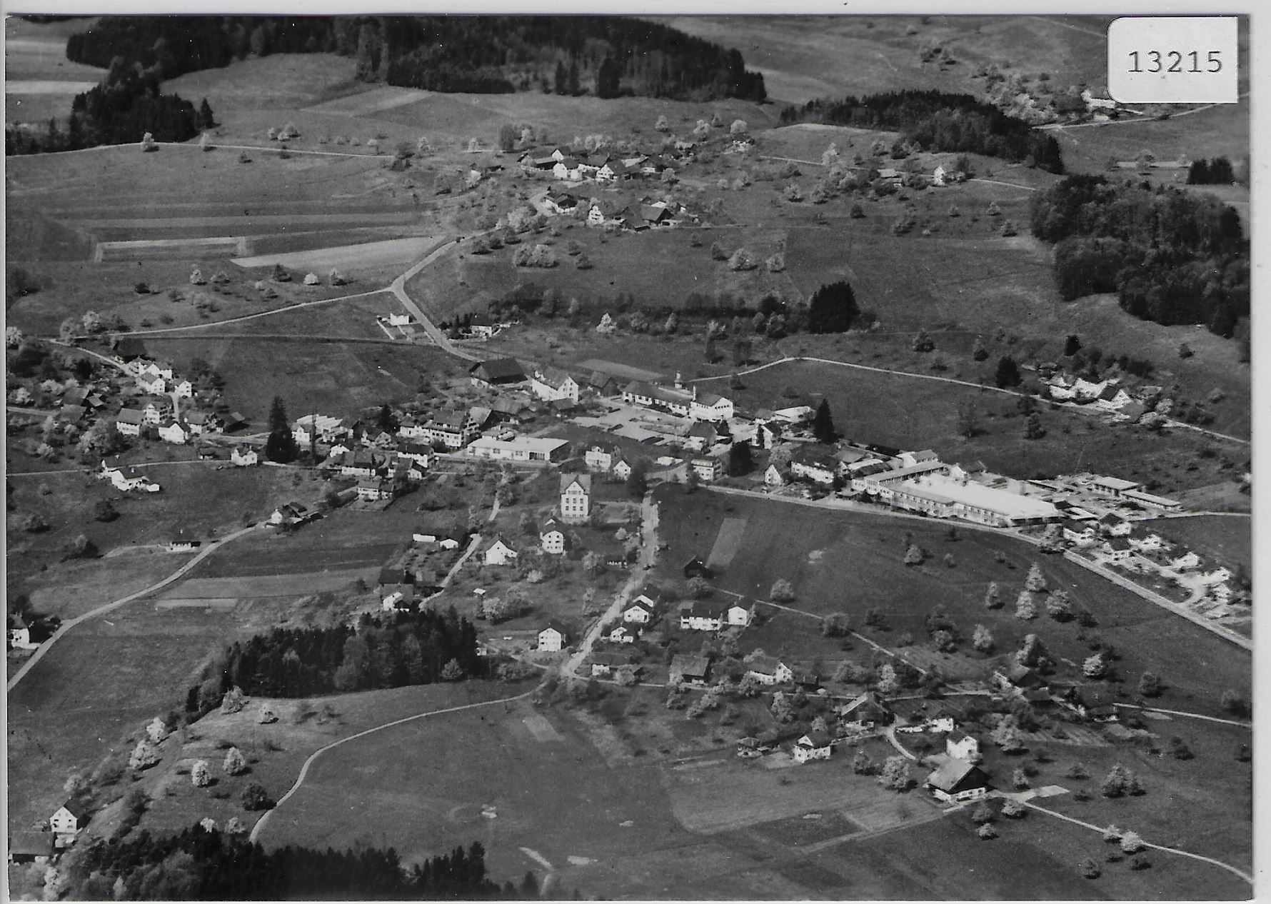 Cartoline postali: Flugaufnahme Wolfhausen ZH – Antico da Ettingen venduto da Kartenplanet