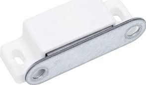 Eisenwaren: 2 x Magnetverschluss mit Gegenplatte  46 mm – Neu und originalverpackt aus St. Gallen von schnaeppchen-preise 2