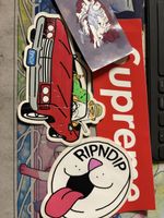 4 Stickers