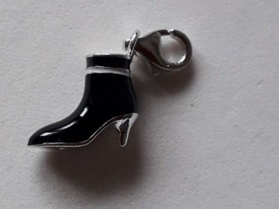 Ciondoli: Schmuck Anhänger Schuh Silber 925 – Nuovo e nell'imballaggio originale da Winistorf venduto da acreativ4 2