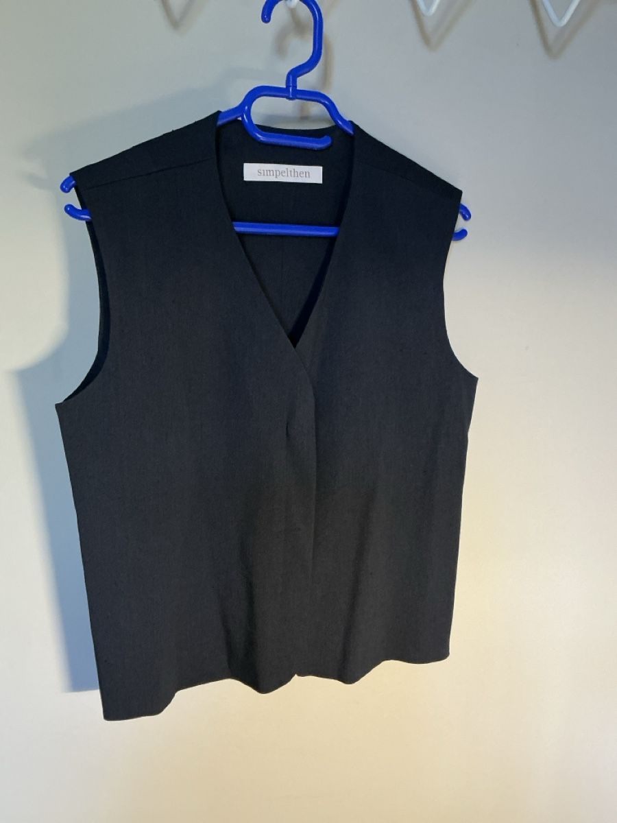 Gilet & Giacche senza maniche: Gilet von Simpelthen – Usato da Zürich venduto da lukasg.meier