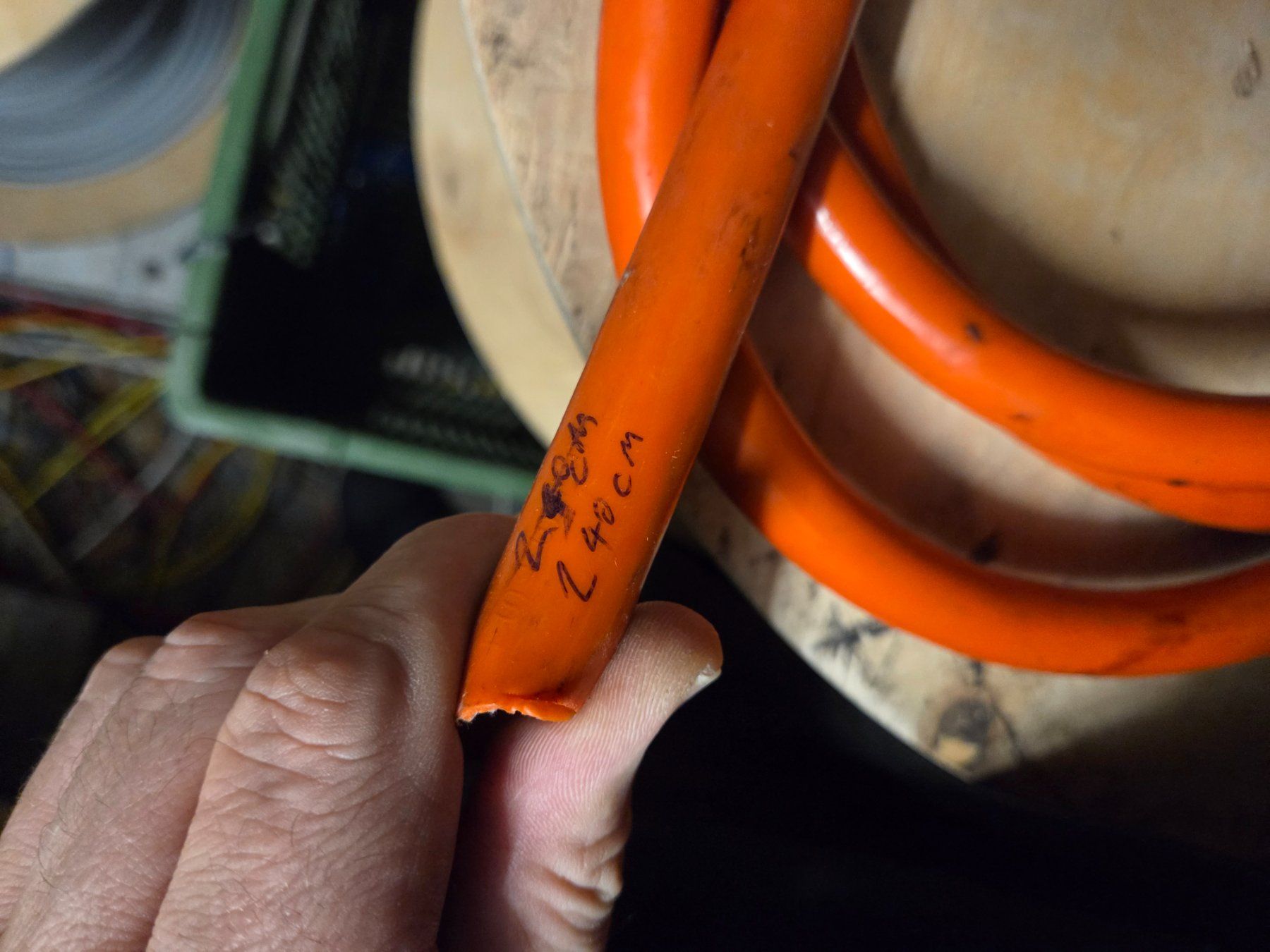 Cavi: Netzkabel CEE 32a 2.4m  Anschlusskabel 400V Stromkabel – Usato da Zürich venduto da Alibaba1234 1