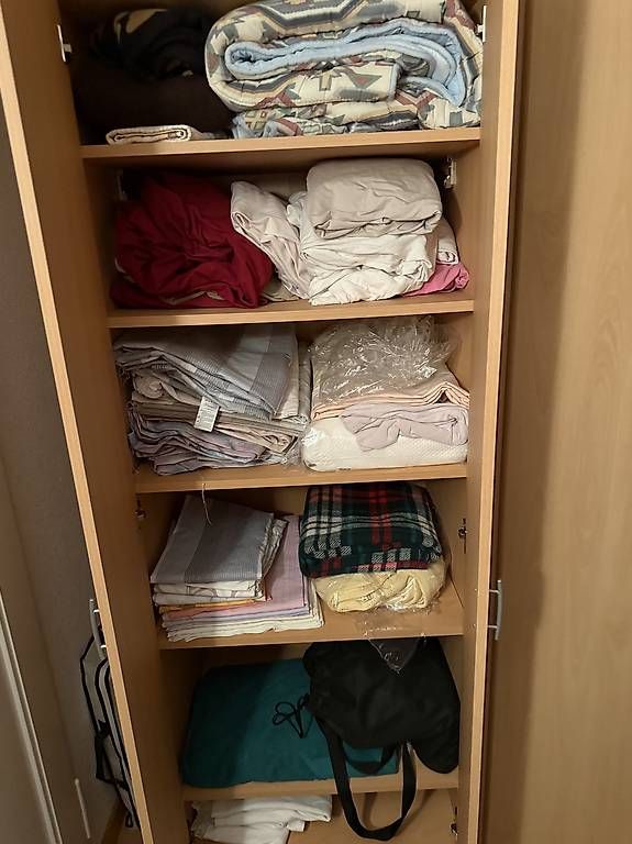 Armadi: Kleiderschrank – Usato da Lyss venduto da apennisi 1