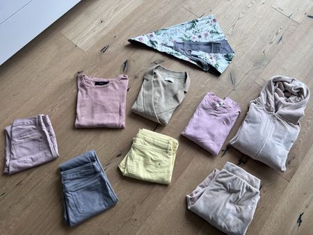 Trendiges Damen Kleiderpaket für den Frühling, Grösse S