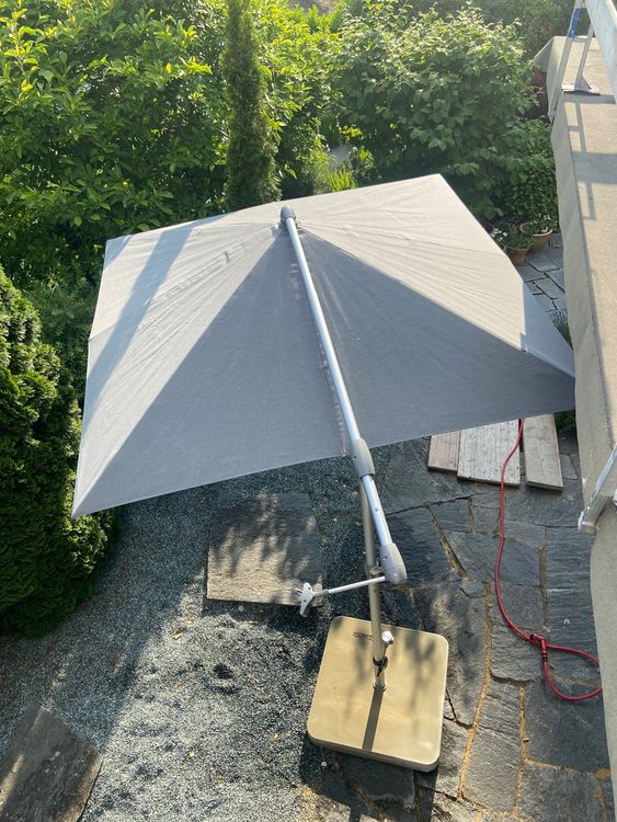 Riesiger Sonnenschirm, Top Qualität, fast neu Kaufen auf Ricardo
