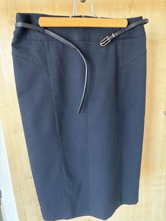 S_Next Skirt - size 8 