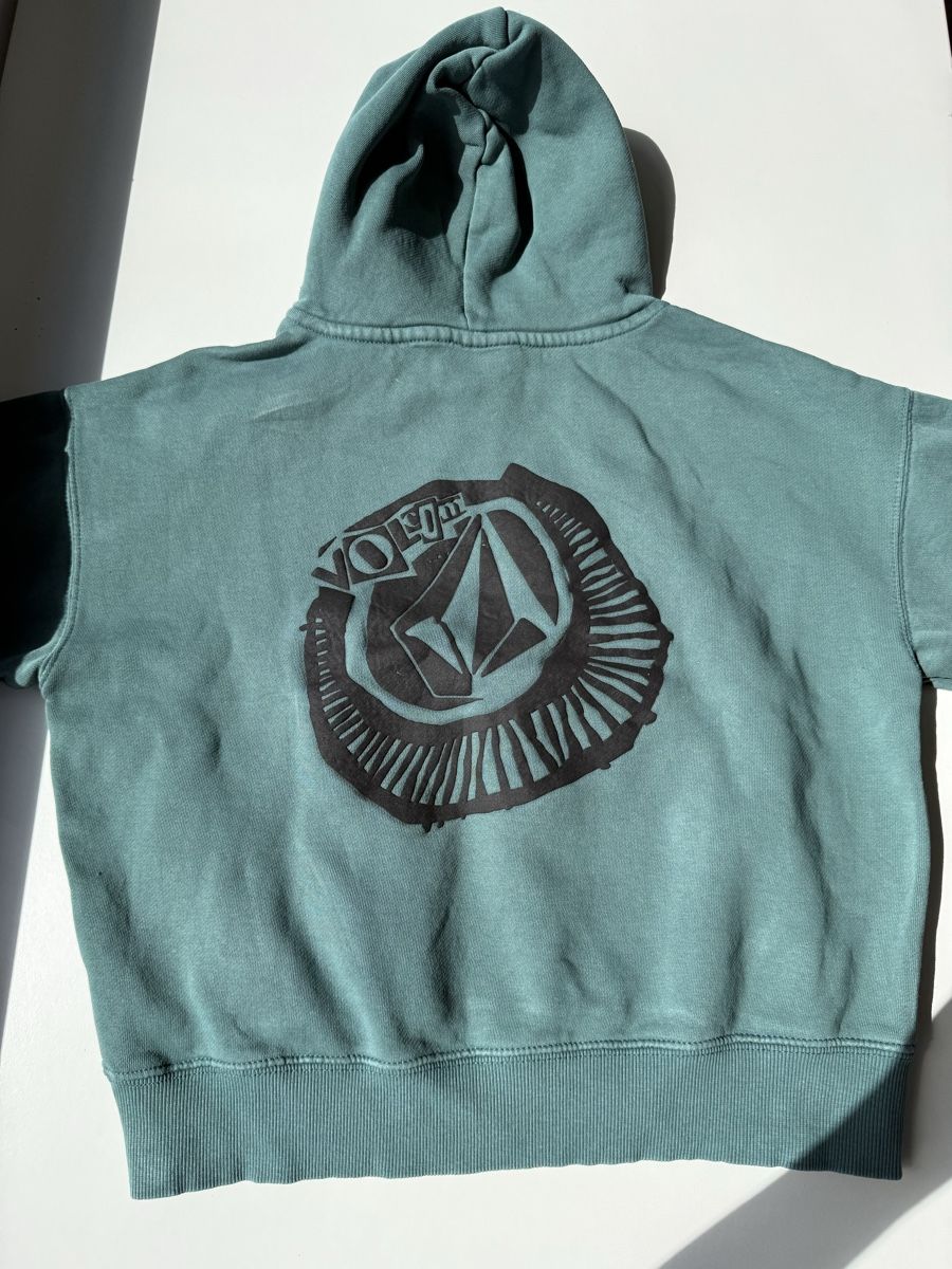 Pulls et sweat-shirts: Pull à capuche volcom – D'occasion à Courtételle par comtem 4