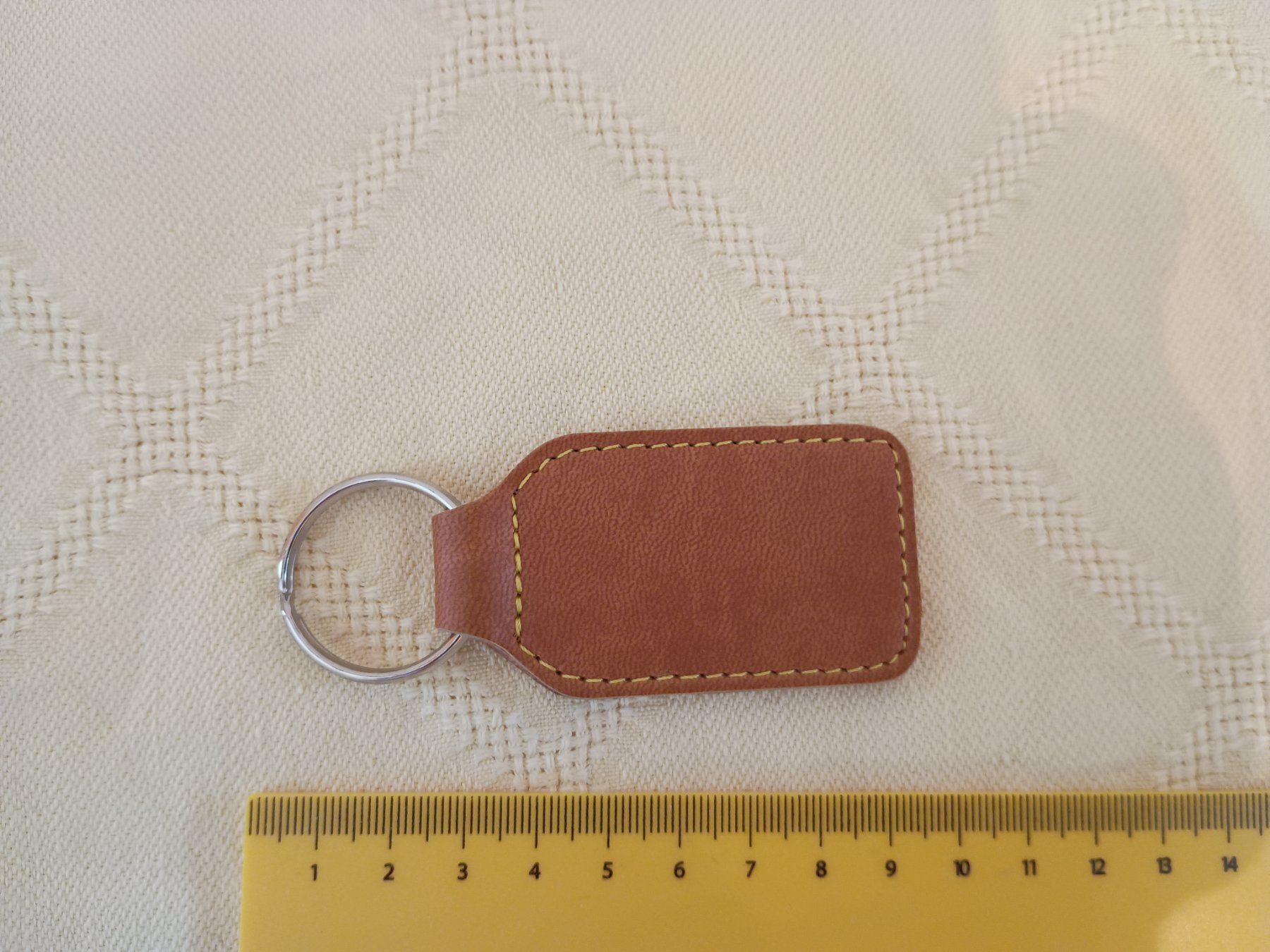 Schlüsselanhänger & - bänder: Schlüsselanhänger beige, Leder, ca. 10 cm – Neu (gemäss Beschreibung) aus Buchs AG von ReaNaTsch
