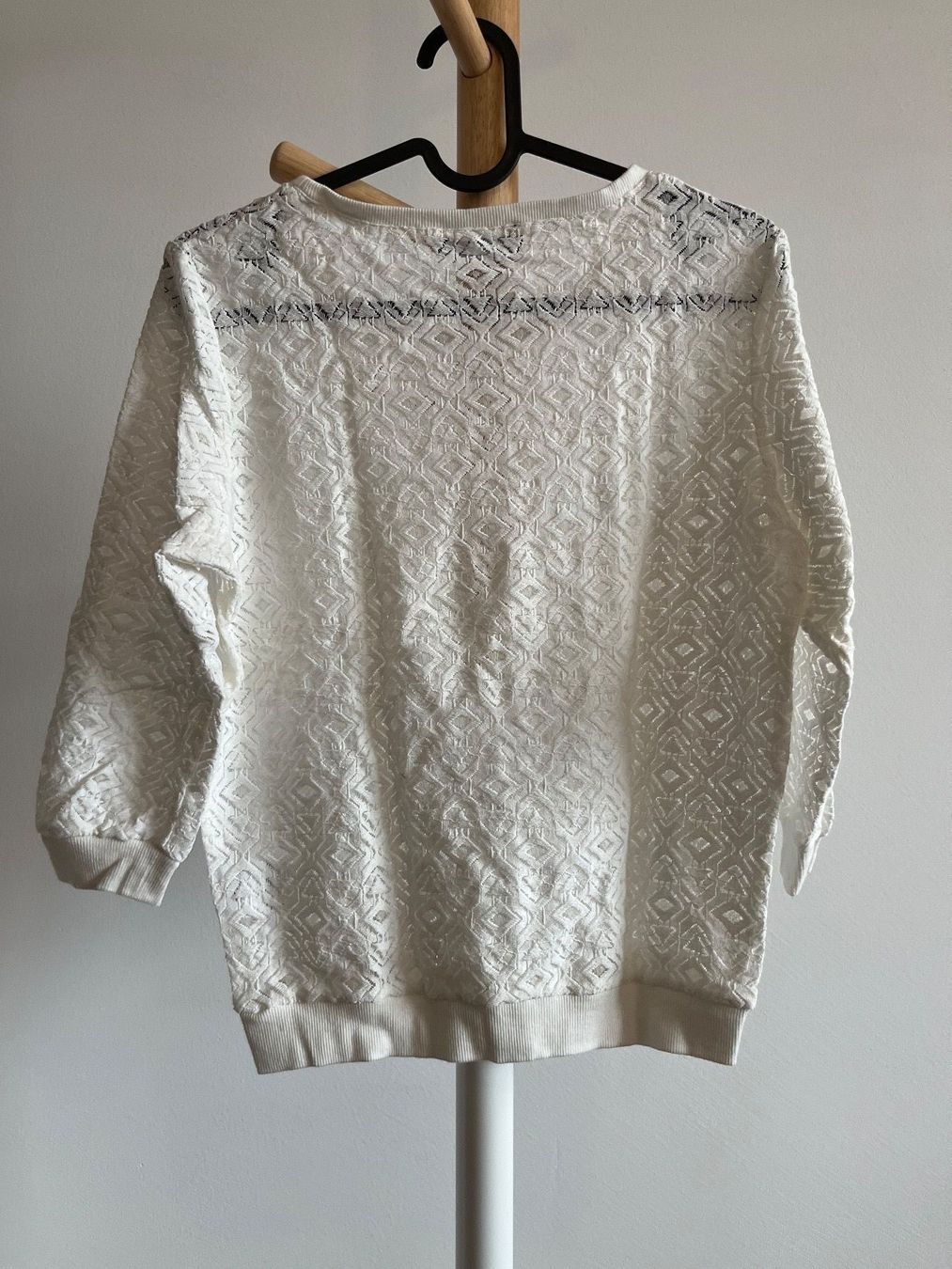 Pullover & Sweatshirts: Weisser Sommer Pullover 34 XS – Neu (gemäss Beschreibung) aus Zürich von car_cr6w 1