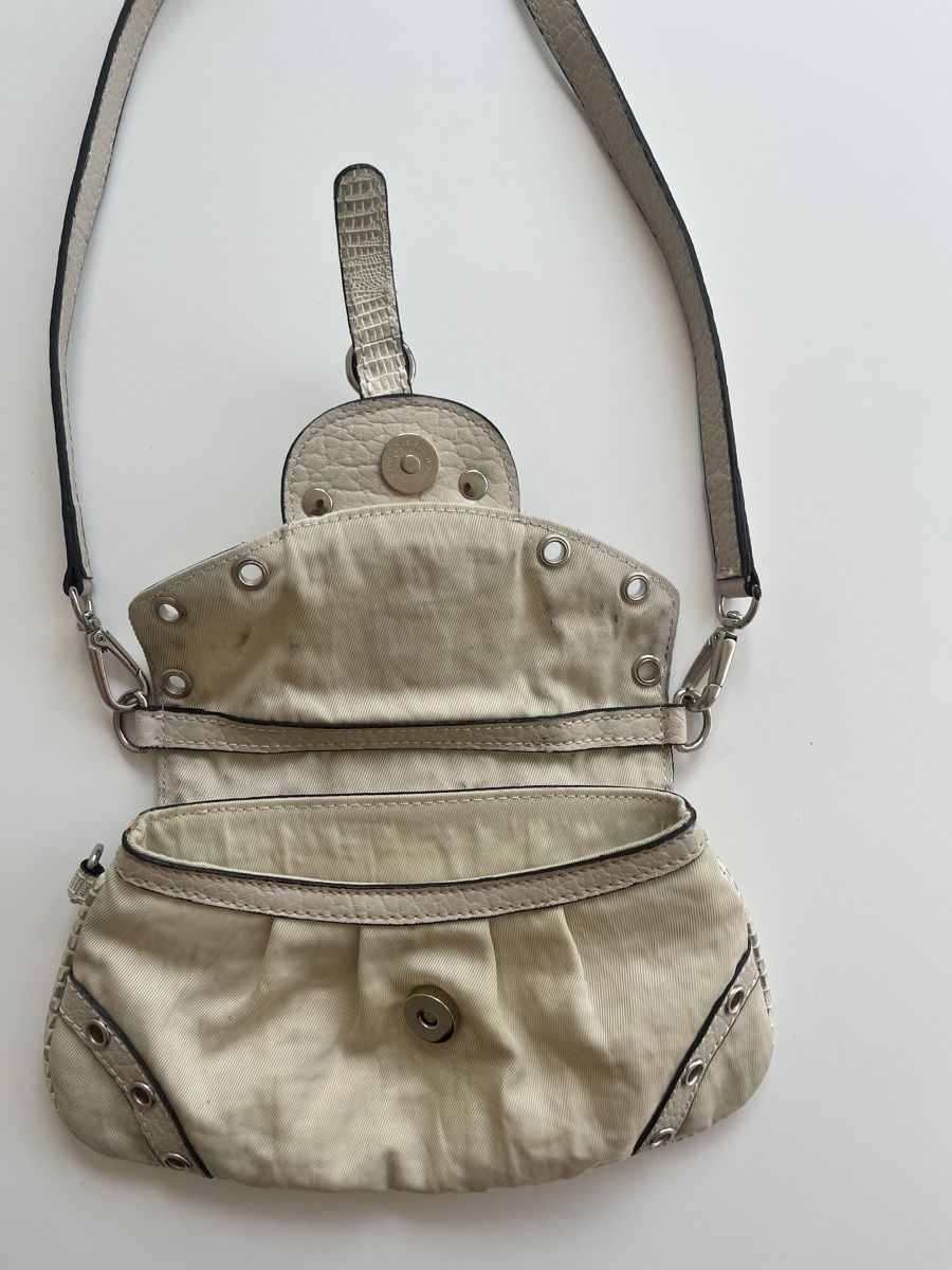 Guess Borse da donna: GUESS Tasche – Usato da Ostermundigen venduto da jae_pz82 2