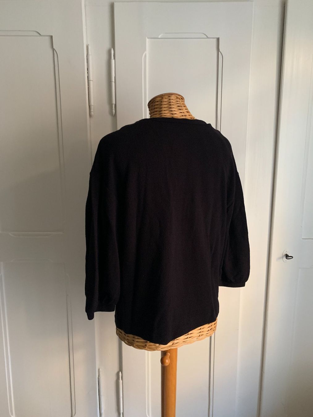Someday Pulls & Sweat-shirts: SOMEDAY - Oberteil schwarz 36 – D'occasion à Zürich par Diazaio 2
