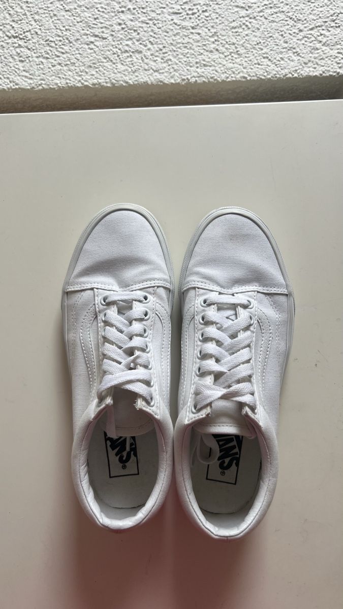 Herrenschuhe: Vans Old Skool Weiss 38.5 – Neu (gemäss Beschreibung) aus Hirschthal von kruemi88