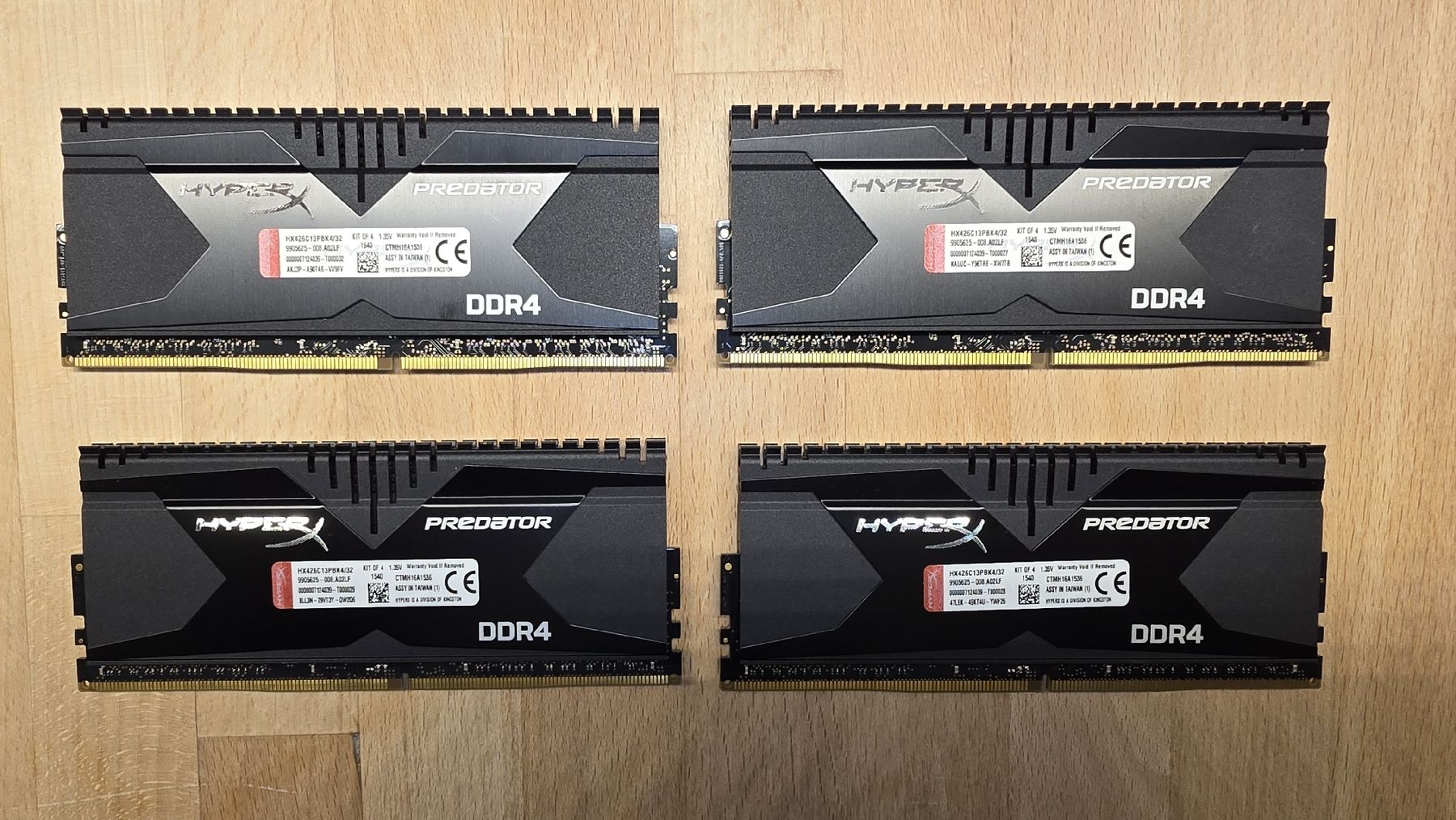 Componenti elettronici: HyperX Predator DDR4 RAM 4x8GB 32GB – Usato da Oberegg venduto da Tungsten7 1