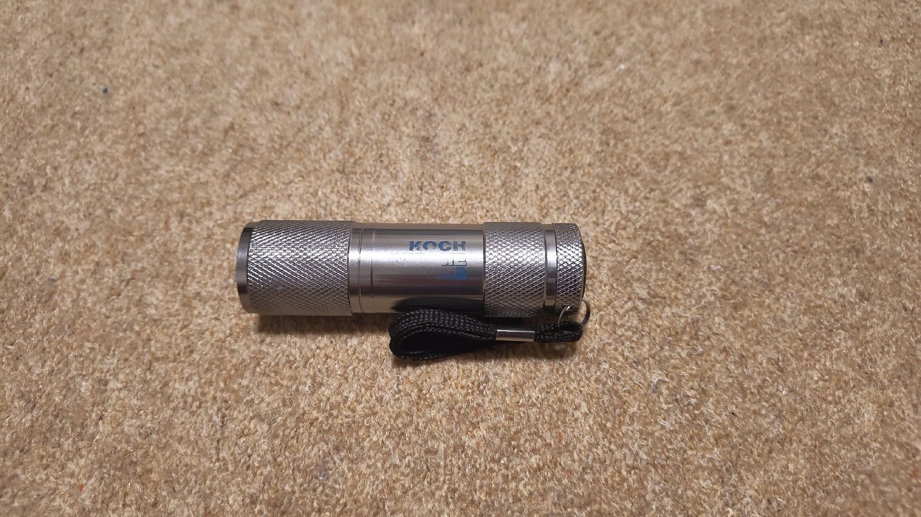 Lampade: 9 LED Aluminium Silver Torch Light – Usato da Glattbrugg venduto da har_jgc7 3