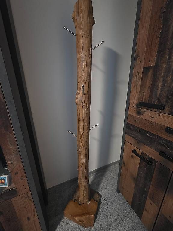 Porte manteau: Garderobe Baumstamm – D'occasion à Siebnen par mar_n7g9