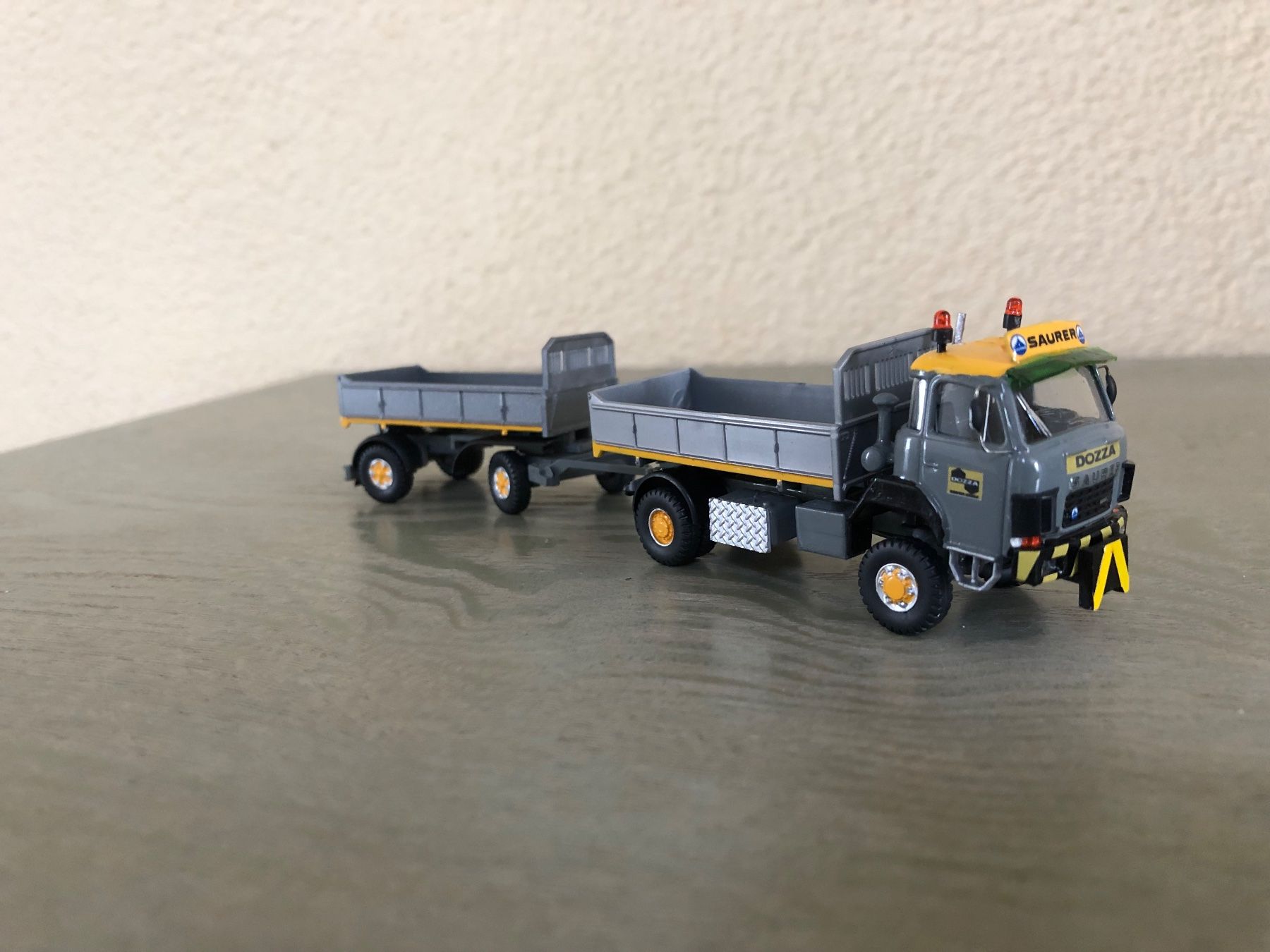 Voitures modèles: Saurer – Neuf (Voir description) à Bennau par Wjoni 1