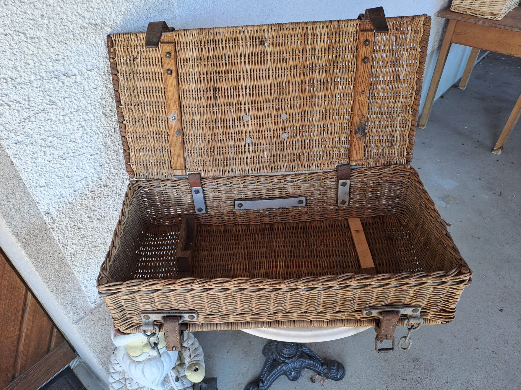Valigie: Weide Korb/Koffer vintage 65cm – Usato da Eglisau venduto da Flupi8 2