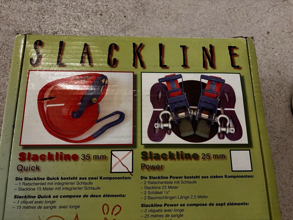 Altro per stoccaggio & trasporto: Slackline 35mm x 15m NEU – Nuovo (secondo la descrizione) da Brüttisellen venduto da spitzbueb11