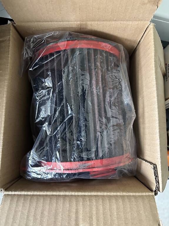 Tutti pezzi di ricambio auto: Mercedes GLA45 X156 AMG BMC Luftfilter  – Usato da Bichelsee venduto da hubraum_