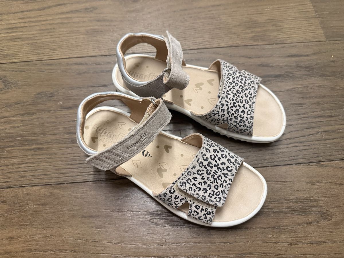 Superfit Schuhe für Mädchen: Superfit Sandalen Gr. 35 – Neu (gemäss Beschreibung) aus Winterthur von tanscha