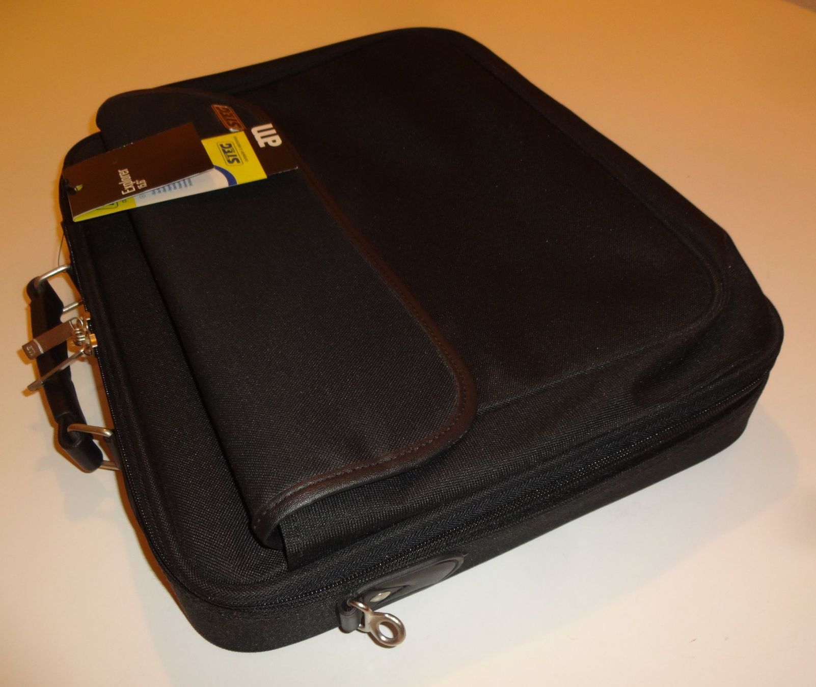 Borse: Laptop Tasche STEG Explorer 15,6" – Nuovo (secondo la descrizione) da St. Gallen venduto da WWL 2