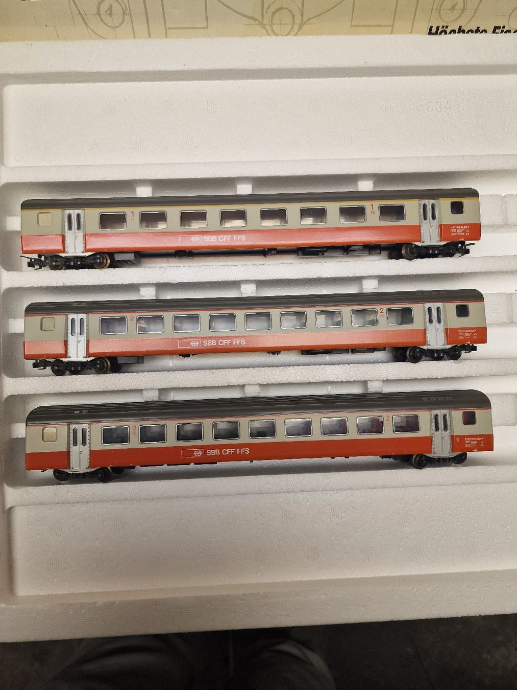 Liliput Modelleisenbahnen: LILIPUT Eisenbahn Modell 3-teiliges Set – Gebraucht aus Herzogenbuchsee von ioa_zcm6 4