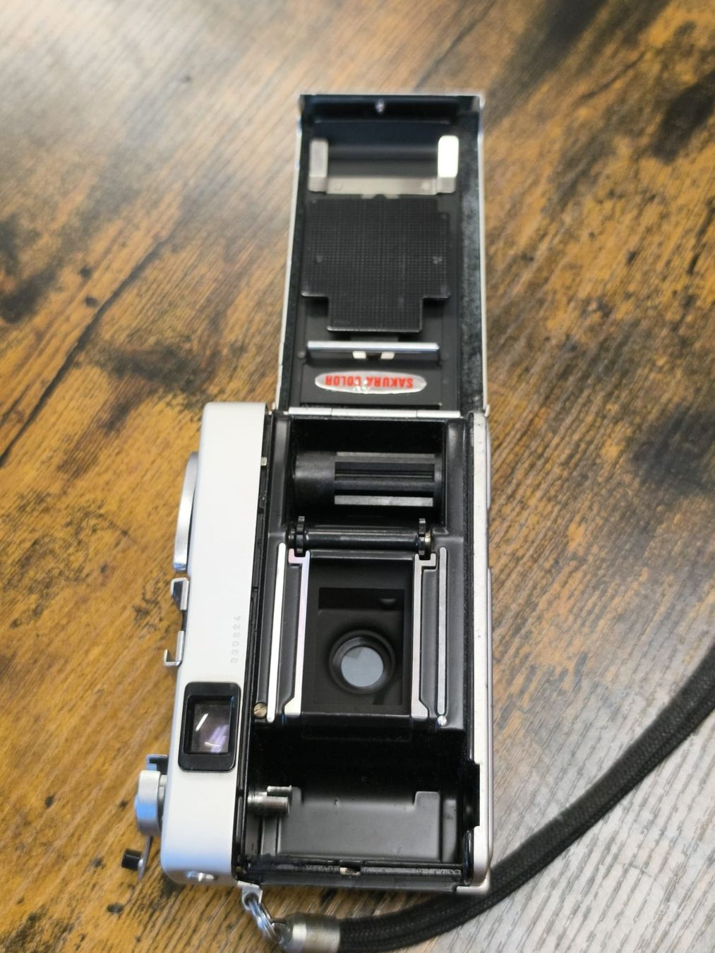 Konica Appareil photo: Konica c35 – D'occasion à Conthey par costafrederico 7