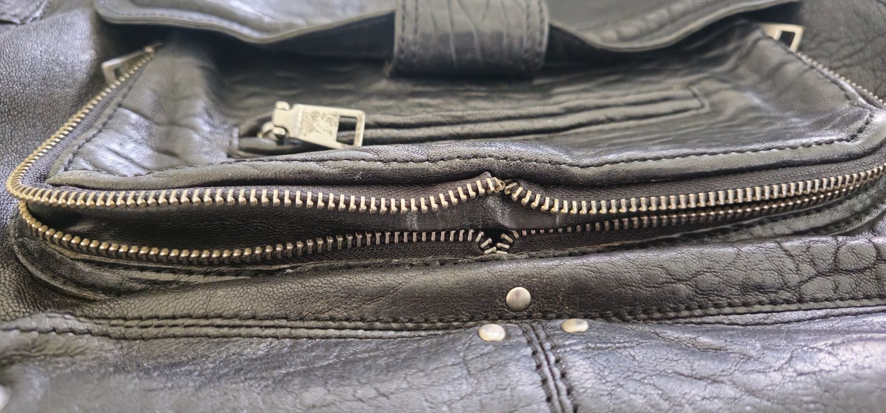 Liebeskind Sacs femmes: Liebeskind Ledertasche schwarz  – D'occasion à Luzern par TausendD 6