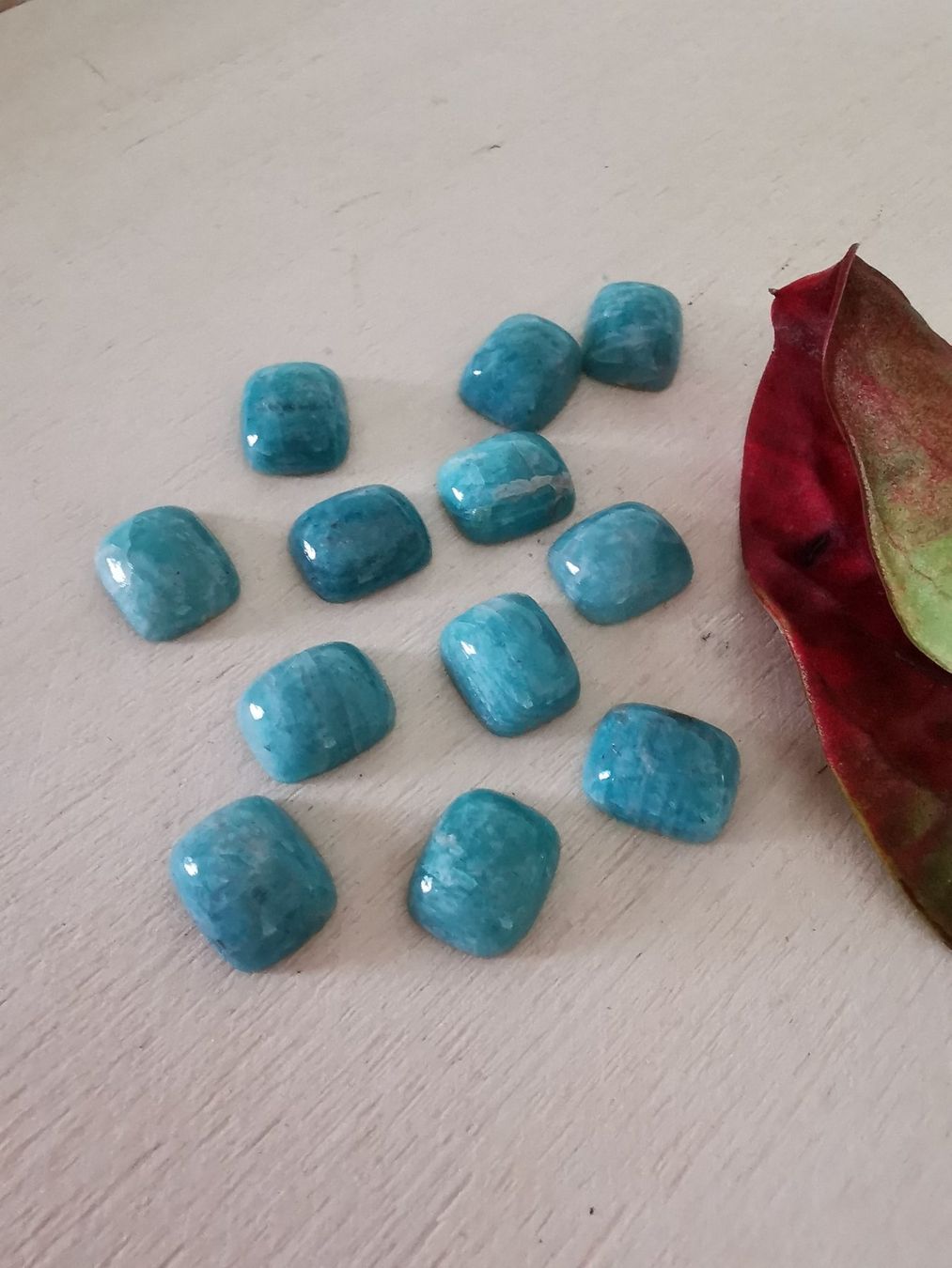 Pietre preziose: 12 Stk. spezielle Amazonit Cabochons / Lager-Sondererkauf – Nuovo e nell'imballaggio originale da Dierikon venduto da Buntspecht-10 3