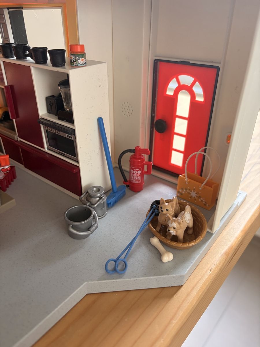 Playmobil Giocattoli: Playmobil Haus & Zubehörteile – Usato da Henau venduto da Sevi05 8