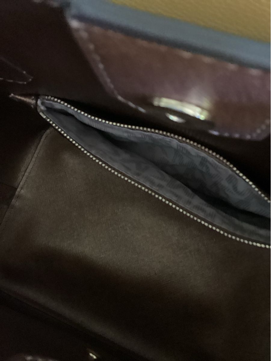 Michael Kors Borse da donna: Schöne Michael Kors Handtasche, braun – Usato da Zürich venduto da Struktur 3