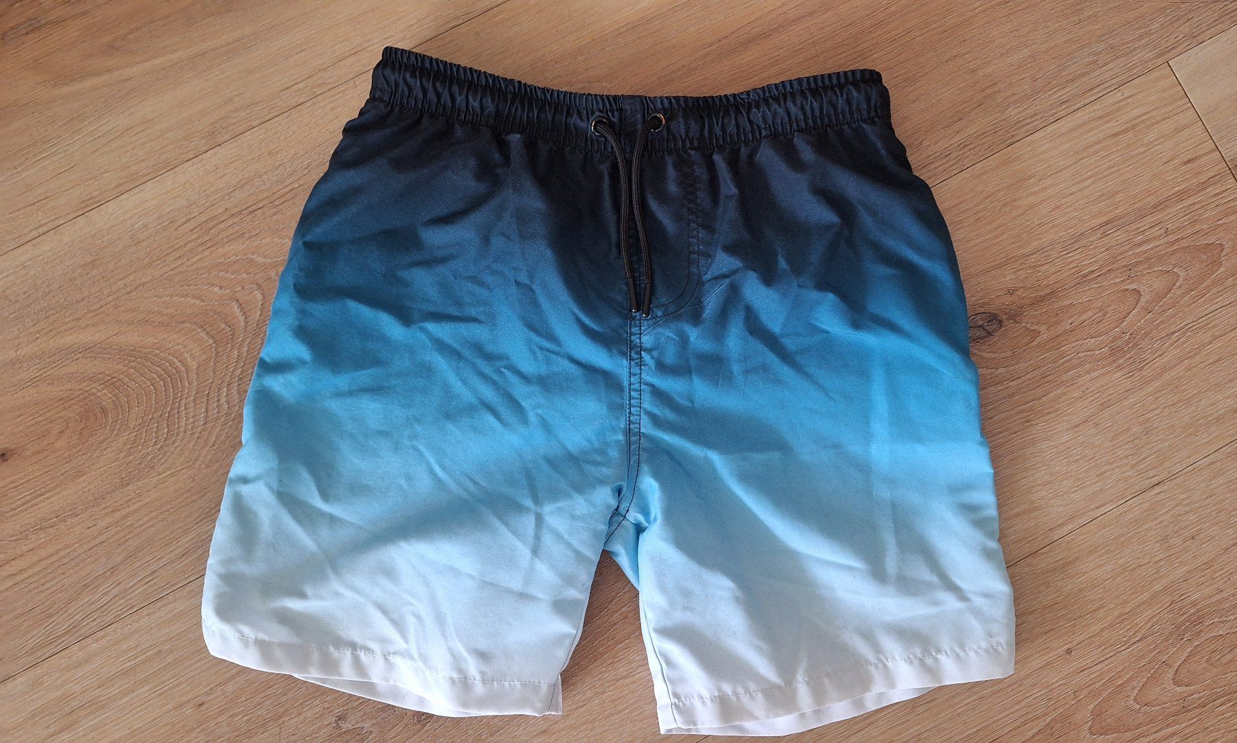 Pantaloni: Badeshorts Gr 146 – Usato da Lützelflüh-Goldb venduto da Punktesammler
