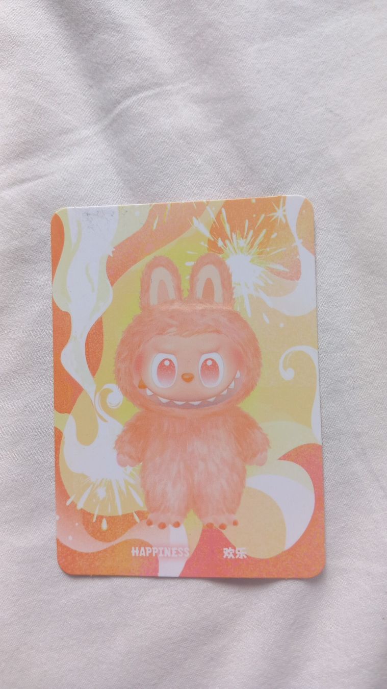 Pop Mart Figurines: Popmart Labubu Big Into Energy Happiness – D'occasion à Bex par aud_cy2l 2