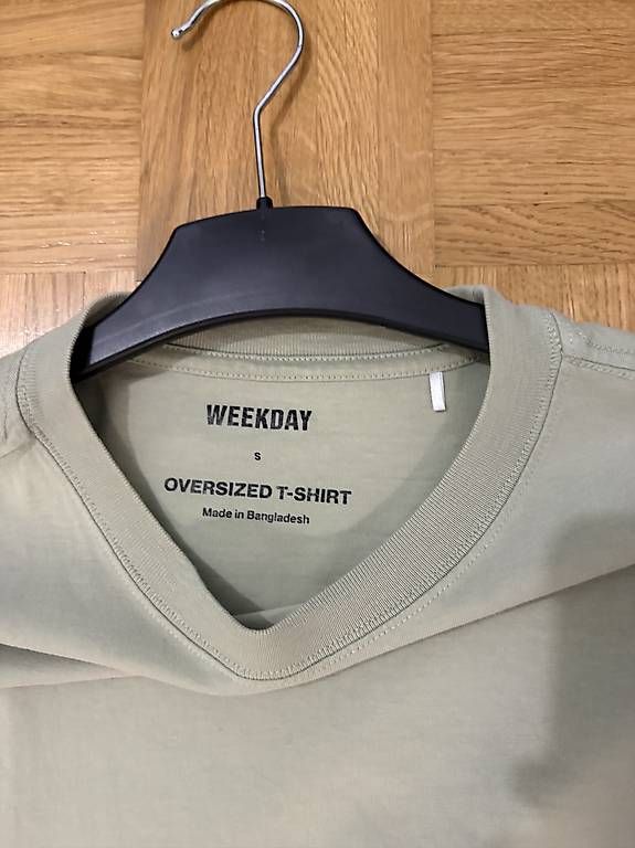 T-shirt: T-Shirt in Hellgrün – Usato da Schaffhausen venduto da jan_pzd5 2