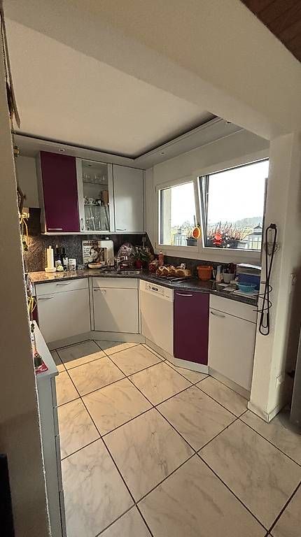 Cucine complete: Küche OHNE Geräte ausser Kochfeld – Usato da Lyss venduto da rumps 2