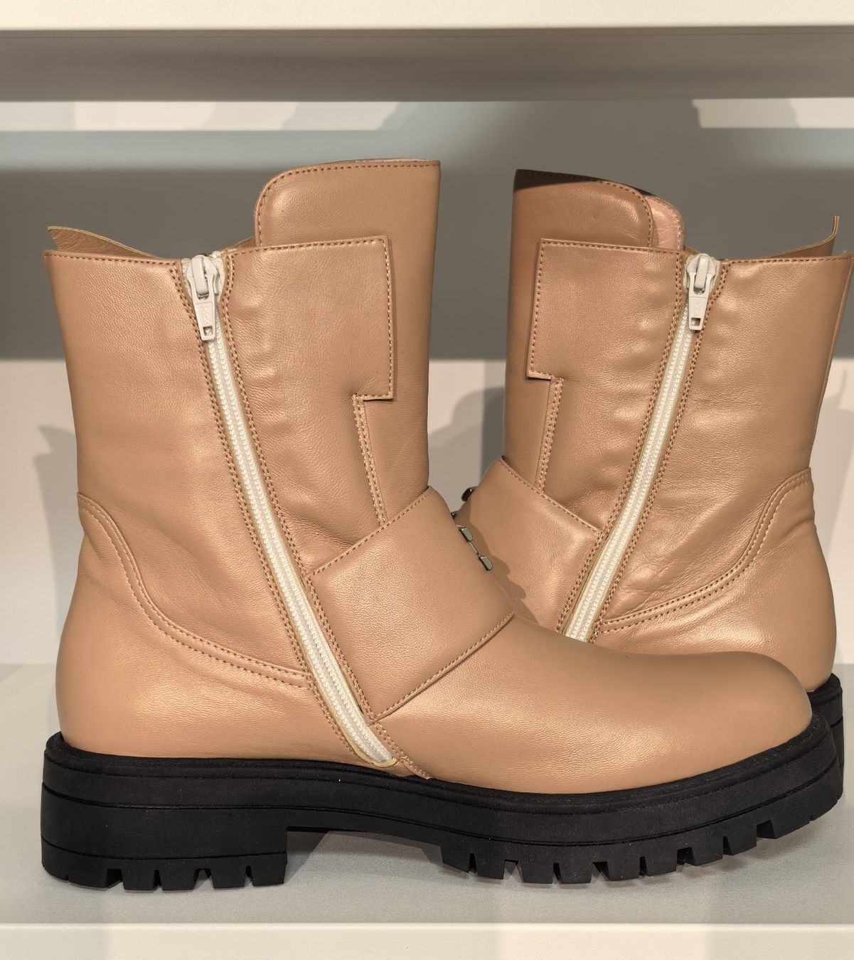 Franchi Damenschuhe: Elisabetta Franchi Stiefel – Neu und originalverpackt aus Bad Ragaz von AKahlon 2