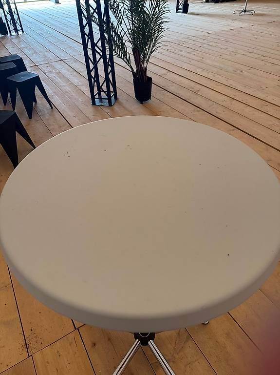 Tavoli: Höhenverstellbarer Stehtisch – Usato da Bolligen venduto da urs_7b6n 2