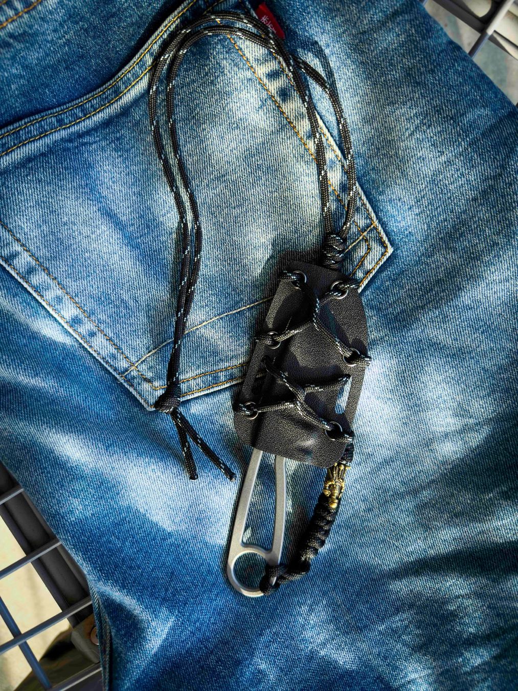 Accessori: A.R. CUSTOM – BLACK TEMPLAR Neck Messer – Nuovo (secondo la descrizione) da Reinach AG venduto da Rousseau_J 2