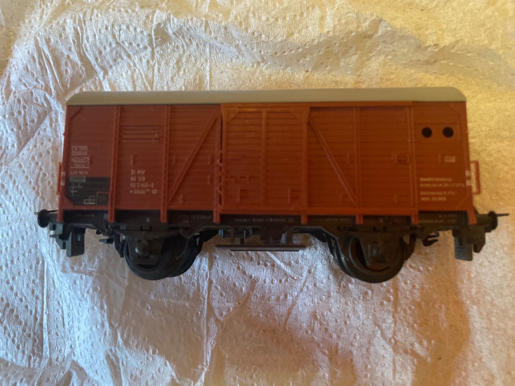 Trix Modellini di ferrovie: Trix Express H0 Gedeckter Güterwagen – Usato da Suhr venduto da Daneli7 4