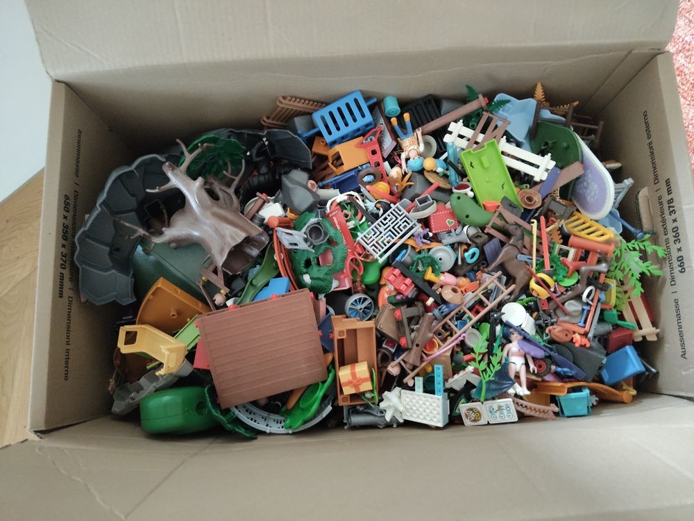 Playmobil Jouets: Huge Playmobil Collection, many sets – D'occasion à Zürich par LillaMy78