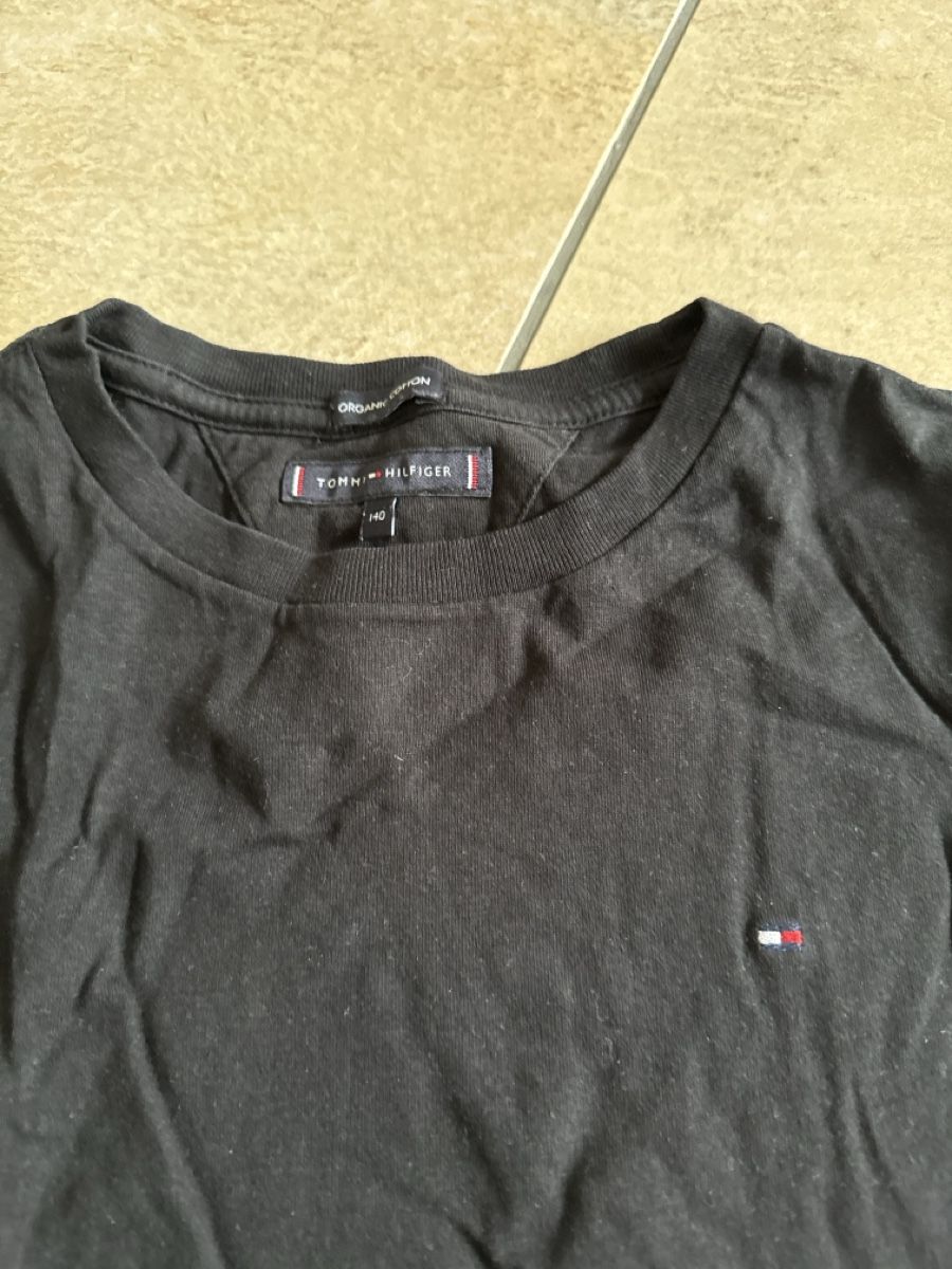 Tommy Hilfiger T-shirt: Shirt Hilfiger Tommy Grösse 140 – Nuovo (secondo la descrizione) da Otelfingen venduto da Tommy112 1